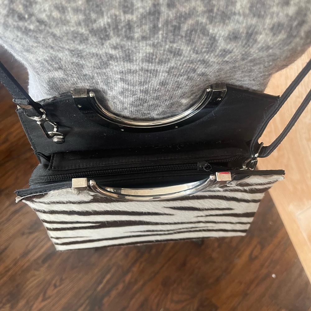 Custom made from hair on calf skin with a checkbook cover #1 spring print!🦓 - Picture 4 of 9